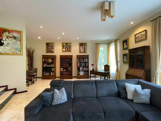 Dom z dużą działką