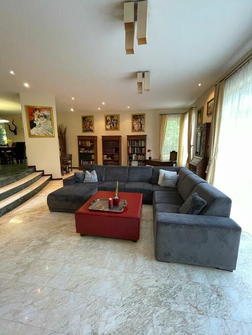 Dom z dużą działką