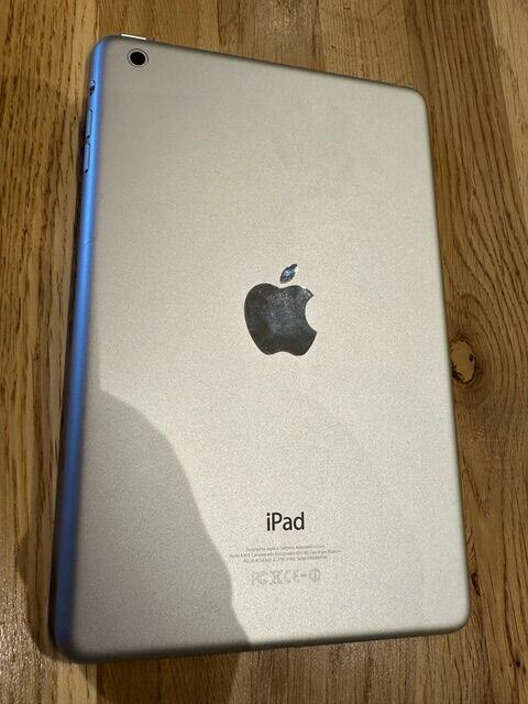 Ipad Mini1 rok 2013 Model A1432
