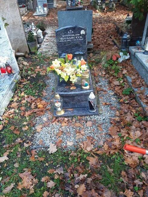 Sprzątanie grobów/Profesjonalna opieka nad grobami 24 h