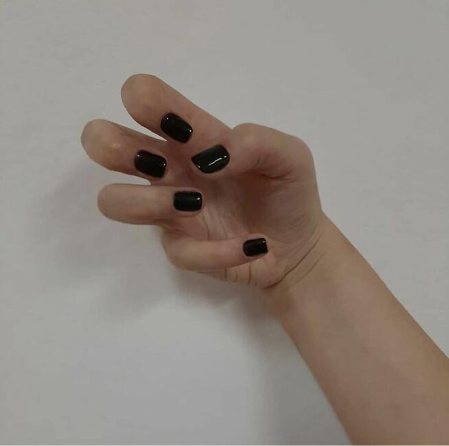 Manicure hybrydow