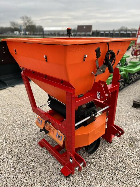 Piaskarka Komunalna Drogowa WIBRO 600 kg TRANSPORT