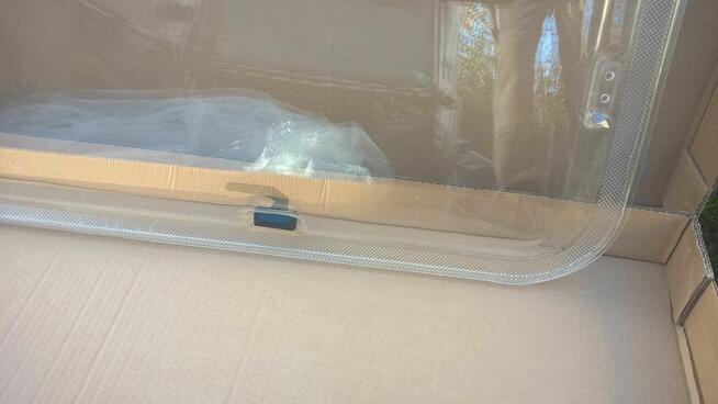 okno do przyczepy kempingowej kampera dwuwarstwowe