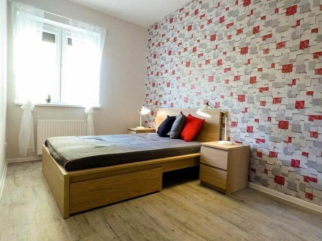 Wynajmę jasne 2 pokoje, Os. Stalowe 16