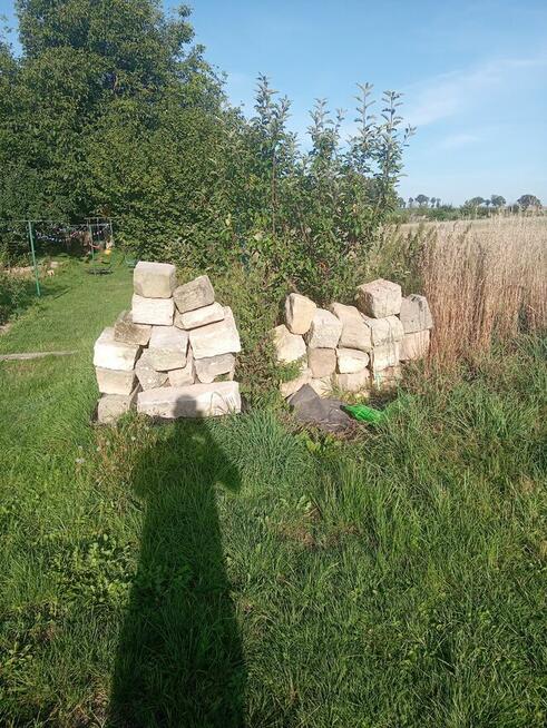 Sprzedam piaskowiec na murki