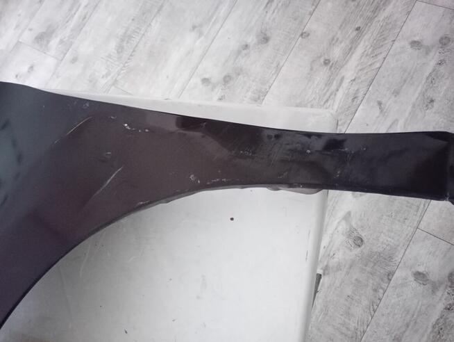 Błotnik lewy przód Peugeot 2008 14r