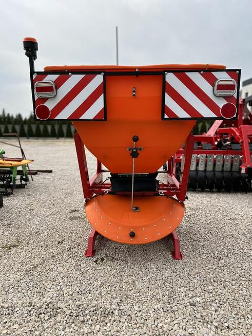 Piaskarka Komunalna Drogowa WIBRO 600 kg TRANSPORT