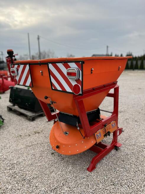 Piaskarka Komunalna Drogowa WIBRO 600 kg TRANSPORT