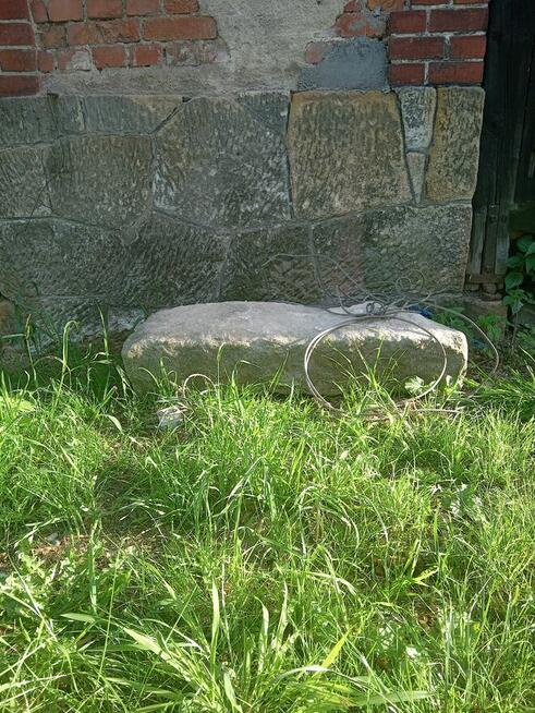 Sprzedam piaskowiec na murki