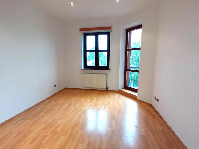 Przestronny apartament w świetnej lokalizacji