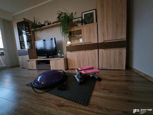 Mieszkanie 60,7m2 / 3 pokoje dla rodziny w zielonej okolicy.