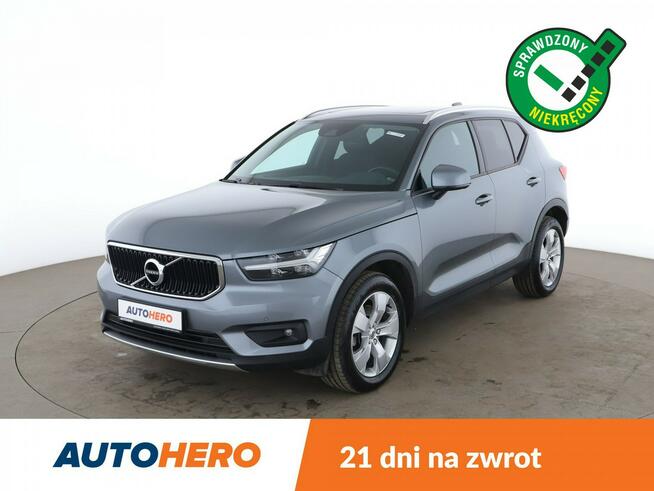 Volvo XC 40 FV23 D4 Automat AWD Momentum Panorama Navi Tempomat Grzane Fotele LED