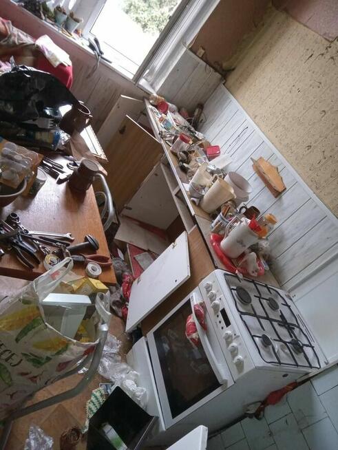 Przeprowadzki, transport, usługi sprzątające, montaż mebli.