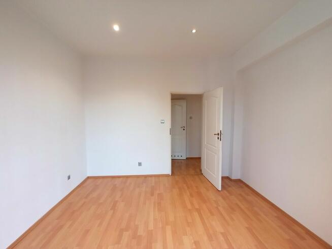 Przestronny apartament w świetnej lokalizacji