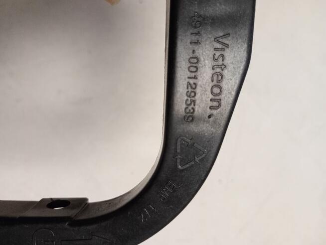 Uchwyt mocowanie boczka drzwi Peugeot 2008 (13-19)