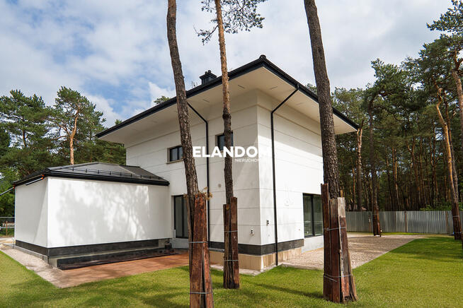 Dobre Miejsce - nowe domy wolnostojące w Józefowie