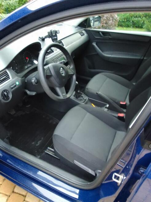 Sprzedam samochód Skoda Rapid 2015r. w b. dobrym stanie