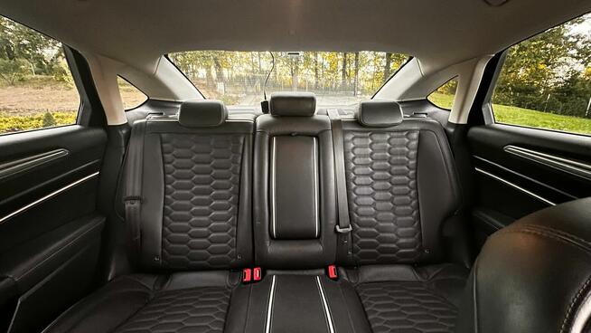 Samochód Ford Mondeo