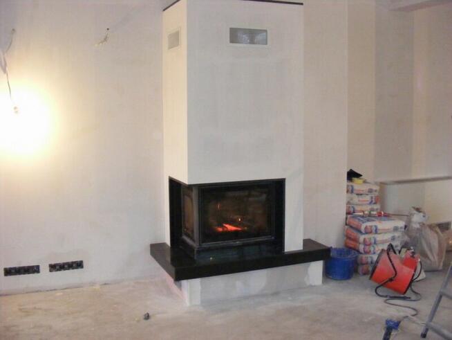 Kominek narożny z montażem