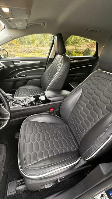 Samochód Ford Mondeo