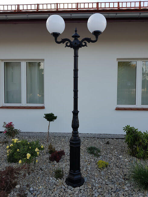 OGRODOWA ŻELIWNA LAMPA GI 2xKULA - H-230cm Gartenlaterne