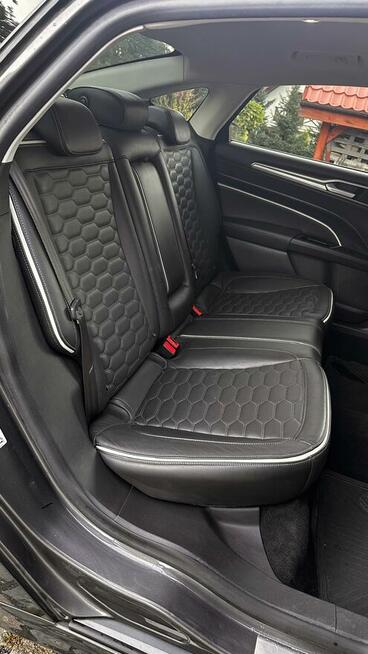 Samochód Ford Mondeo