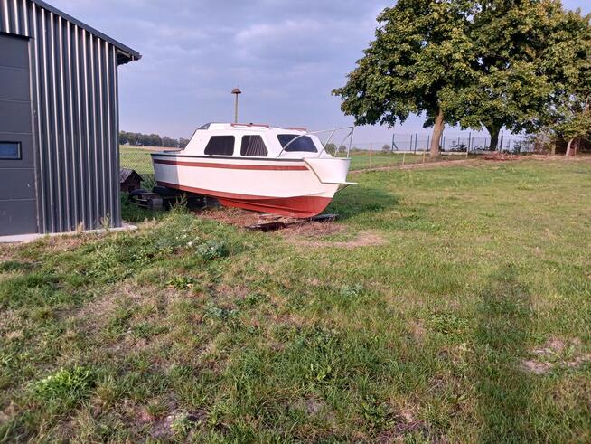 Sprzedam łódź motorową kabinową