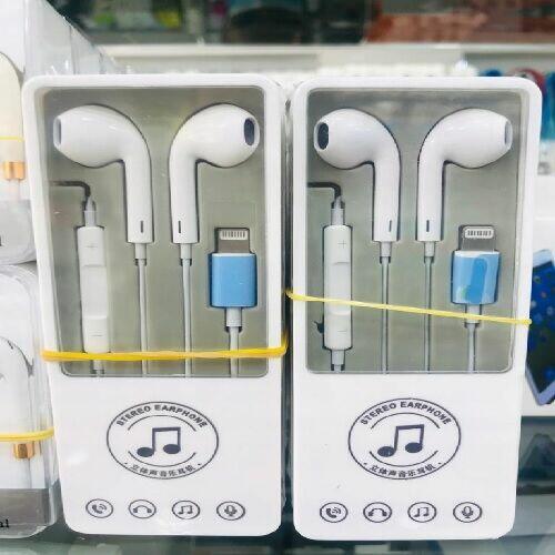 Słuchawki Douszne do iPhone 7 iPhone 8 iPhone X. Polecam.