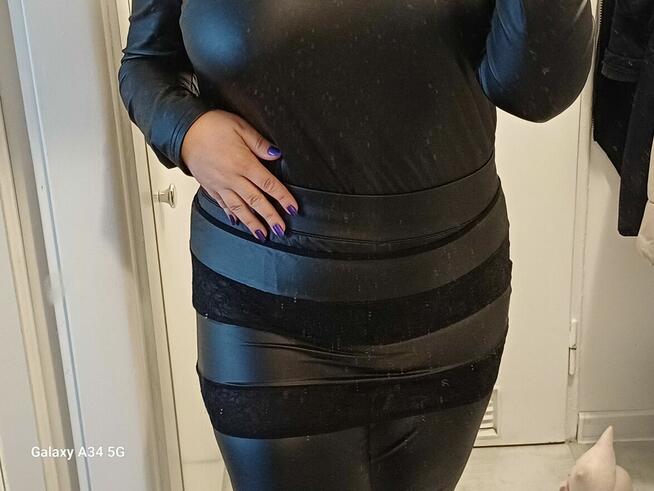 Lateksowo-koronkowa mini, XL