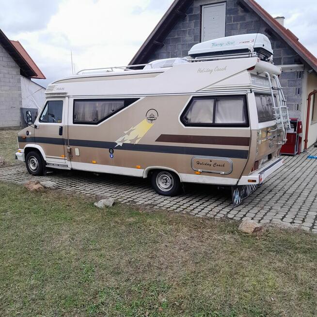 Kamper Peugeot j5