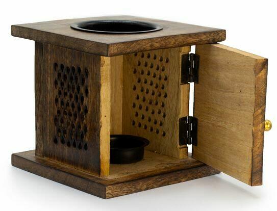 drewniany kominek zapachowy