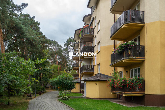 2-pokojowe mieszkanie w centrum Józefowa