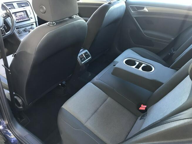 Golf VII niski przebieg, super stan asystent parkowania