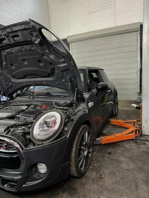 Mobilny mechanik aut osobowych 24/7 Warszawa/Okolice English