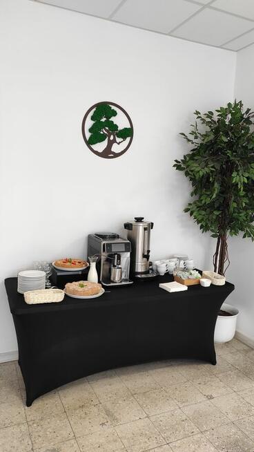 Obiady do firmy dla pracowników w formie bufetu.