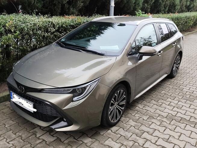 Sprzedam Toyota Corolla Kombi Turbo 2019 Benzyna