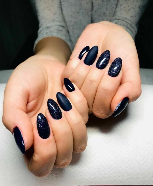 Przedłużanie paznokci , manicure hybrydowy, pedicure