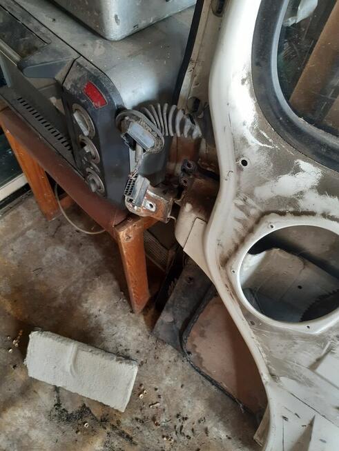 Ford transit drzwi mk6 2003