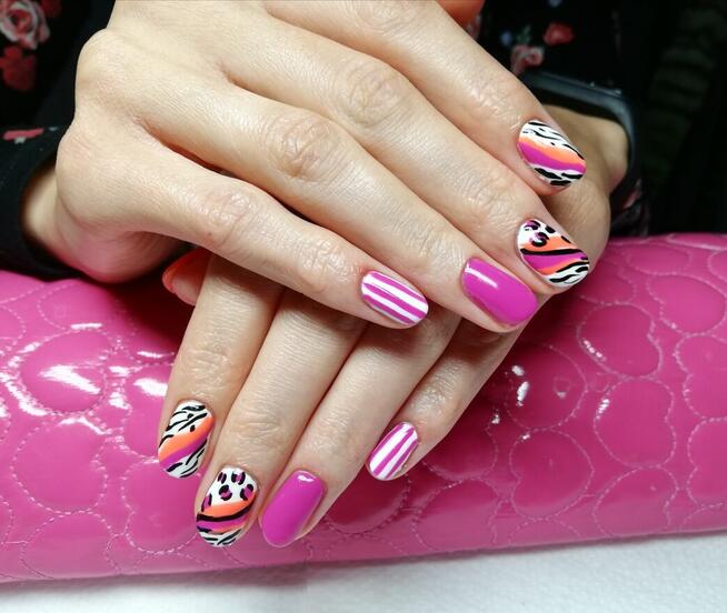 Przedłużanie paznokci , manicure hybrydowy, pedicure