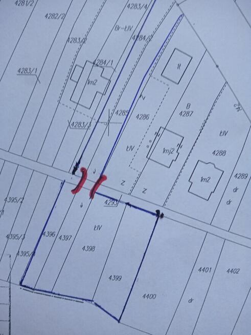 Działka budowlana 25 ar media na działce