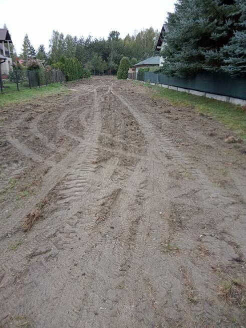 Działka budowlana 25 ar media na działce