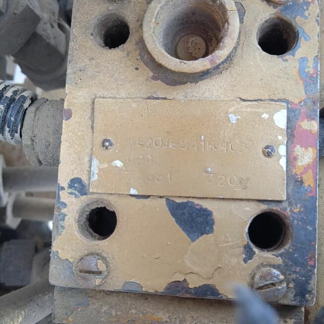 Sprzedam wyciągarkę hydrauliczna.