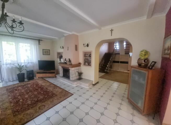 Nieruchomość przy drodze Nr 9 blisko autostrady A4