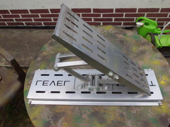 uchwyt montażowy stolik regulowany