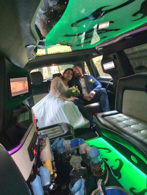 sprzedam hummer limuzyna 18 metrowa jedyna w europie 30 osob