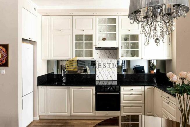 Wynajmę 70 metrów + podwójne miejsce garażowe