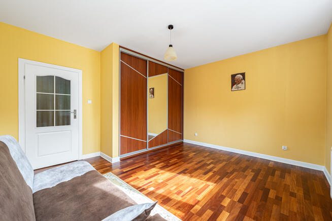 Okazja! Duży dom wśród zieleni niedaleko Narwi