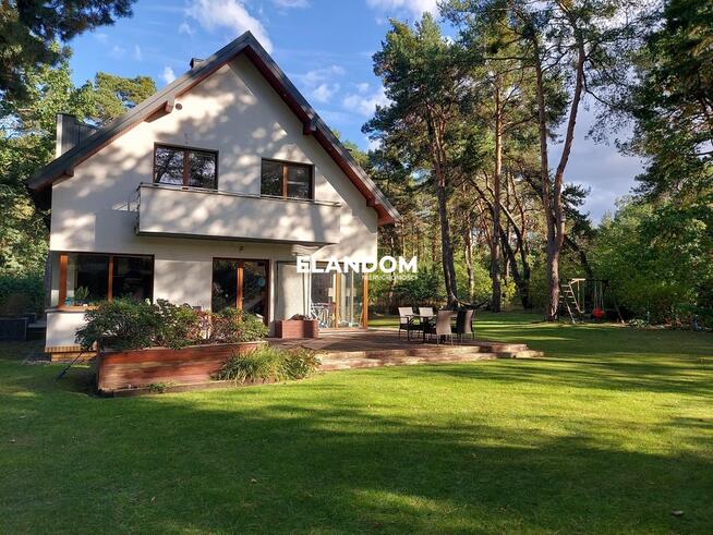 Dom dla dużej rodziny w otulinie lasu, cisza