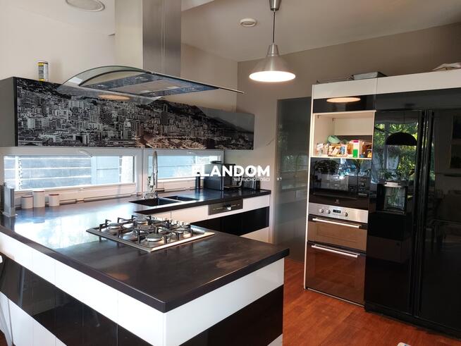 Dom dla dużej rodziny w otulinie lasu, cisza