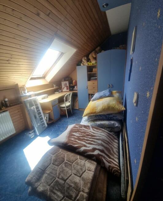 Nieruchomość przy drodze Nr 9 blisko autostrady A4